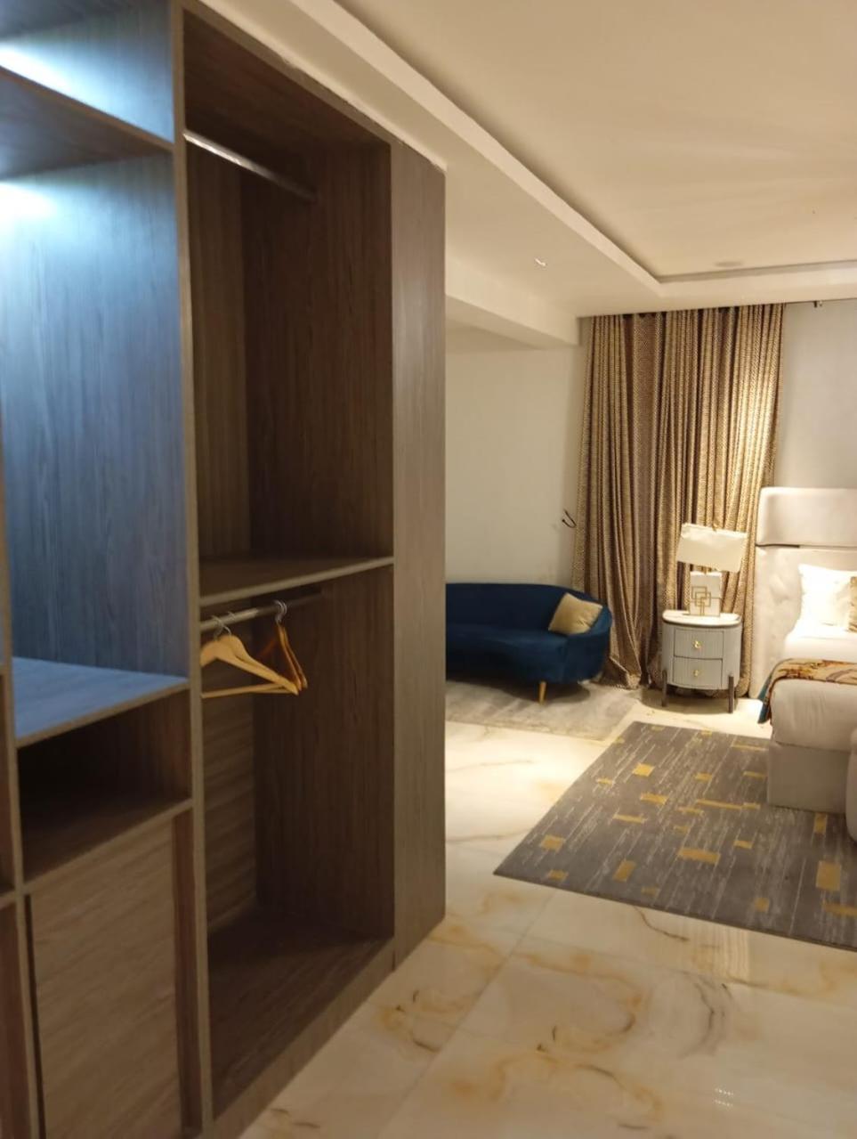 Sujimoto Residences Macdonald Lagos Exterior foto